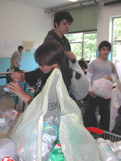 foto Campagna acqua del sindaco presso scuola montanari