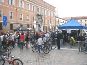 foto campagna targatura bici settembre 2012