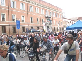 foto campagna targatura bici settembre 2012