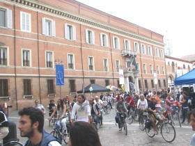 foto campagna targatura bici settembre 2012