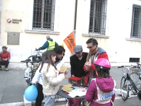 foto sciame di biciclette 2013