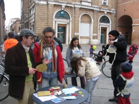 foto sciame di biciclette 2013