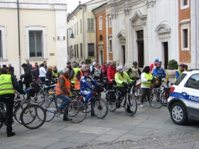 foto sciame di biciclette 2013