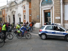 foto sciame di biciclette 2013