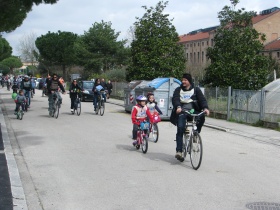 foto sciame di biciclette 2013