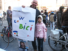 foto sciame di biciclette 2014