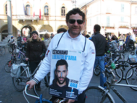 foto sciame di biciclette 2014