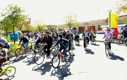 foto pedalata della liberazione 2012