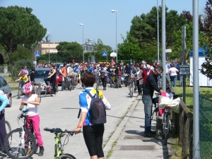 foto pedalata della liberazione 2013