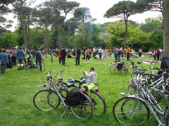 foto della pedalata della liberazione 2008